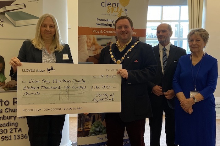 Phyllis Court supports Clear Sky as COTY!